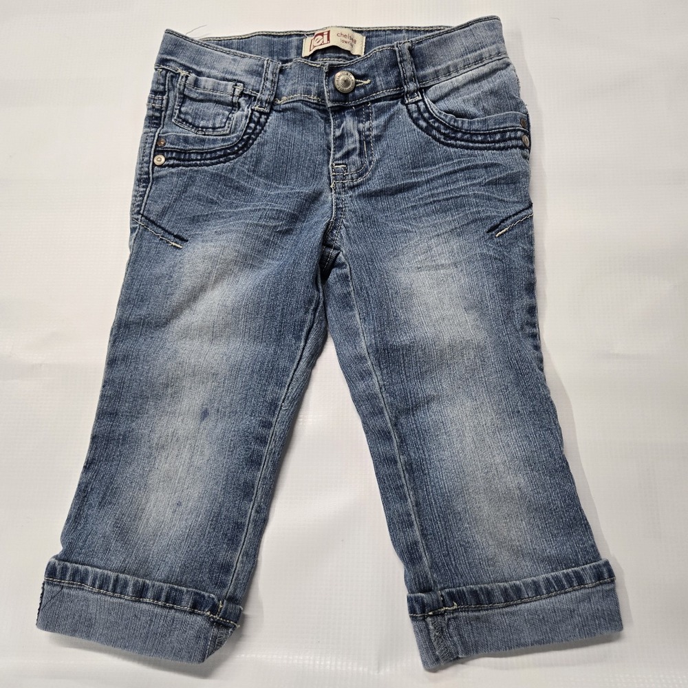 l.e.i. Chelsea Girls Low Rise Blue Denim Capri Jeans Size 7 Regular Pockets